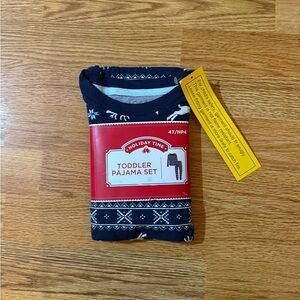 Holiday Time Toddler Pajama Set in Navy and White